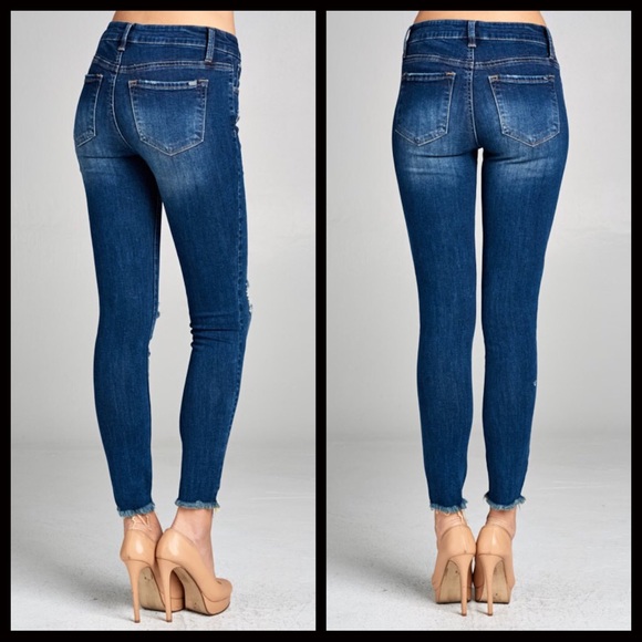 CLEARANCE-FIRM‼️Lizzy Distressed Skinnies - Picture 8 of 8